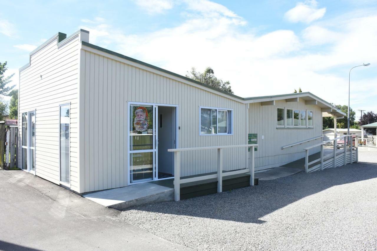 Featherston Motels And Camping Zewnętrze zdjęcie