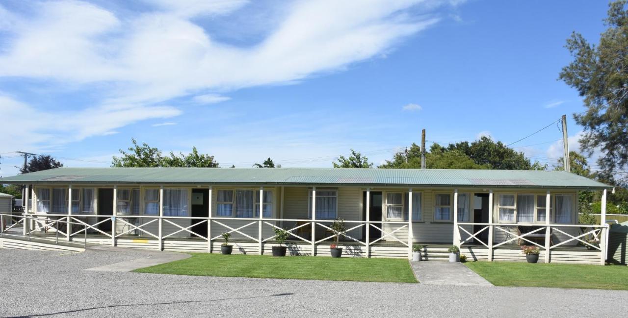 Featherston Motels And Camping Zewnętrze zdjęcie